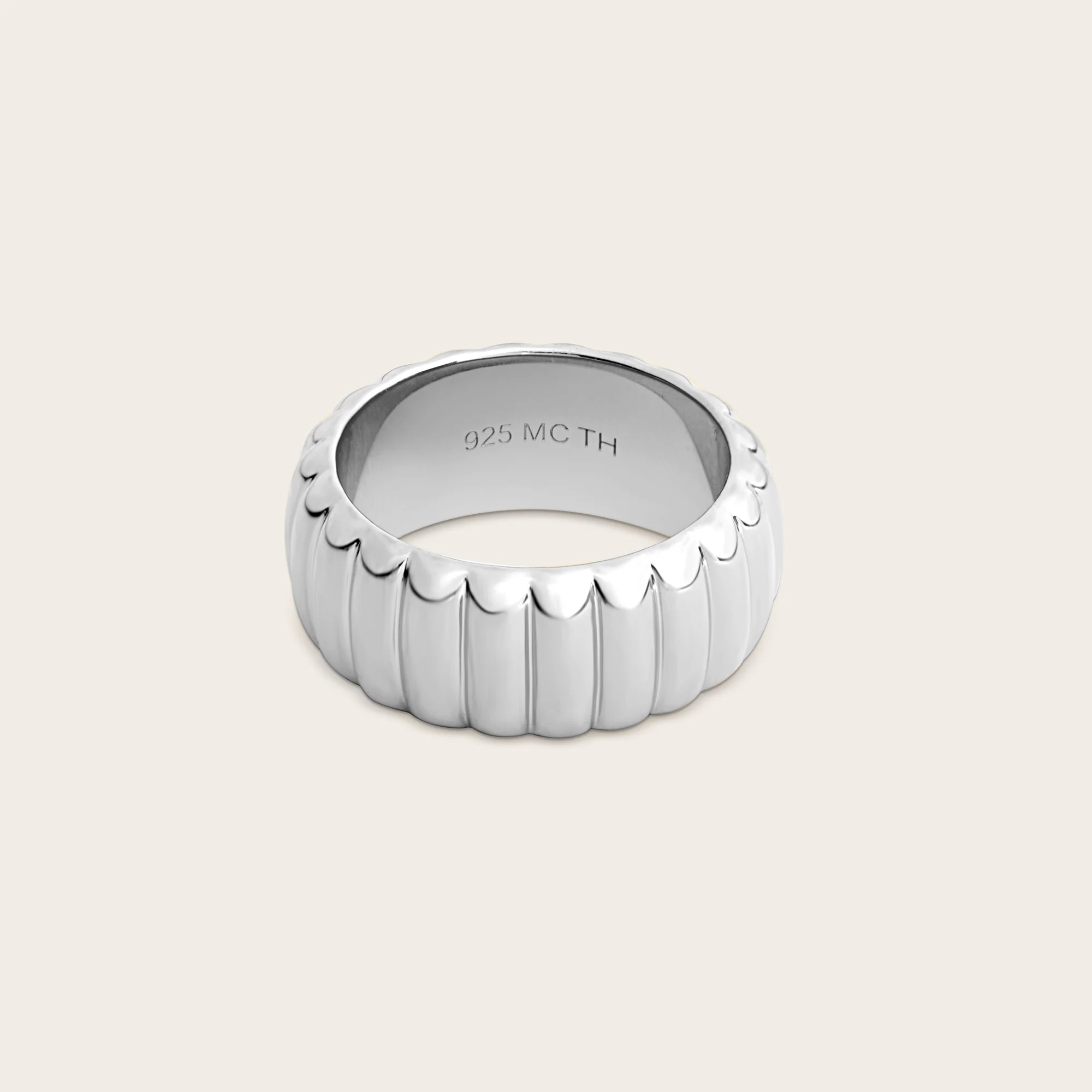Aurelia Bold Ring (6.5) 8 Aurelia Bold Ring (6.5)