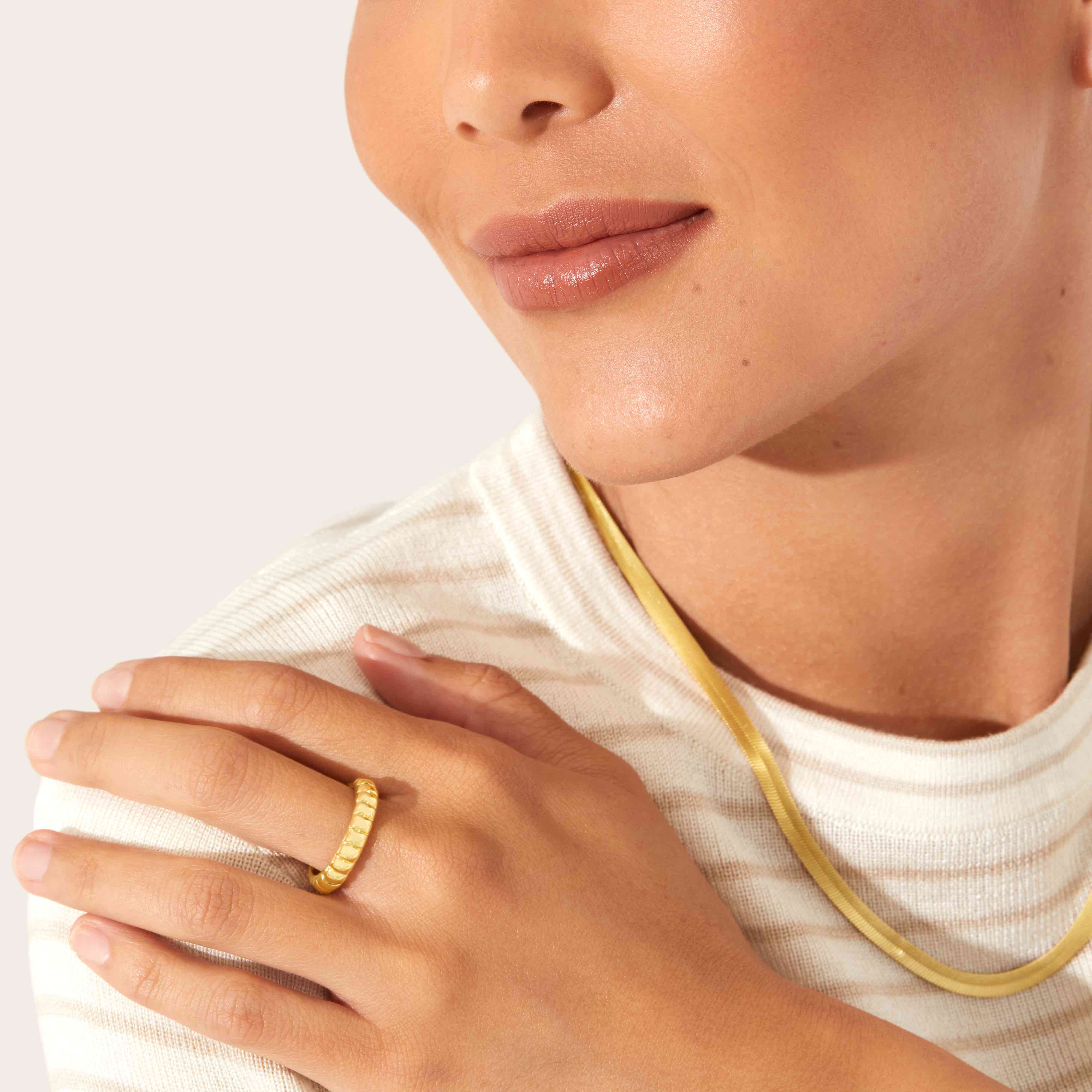 Aurelia Slim Ring (5.5)