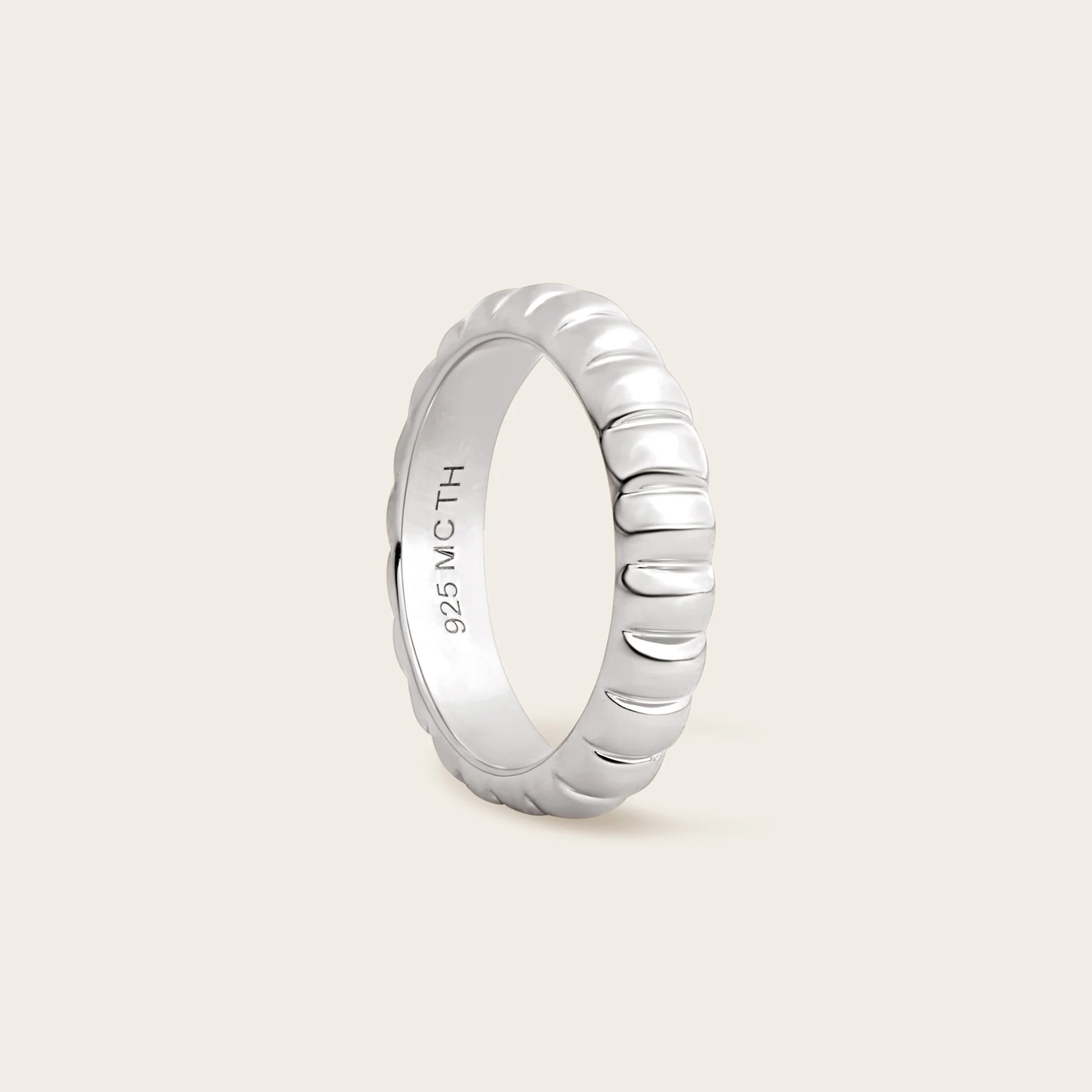 Aurelia Slim Ring (5.5)