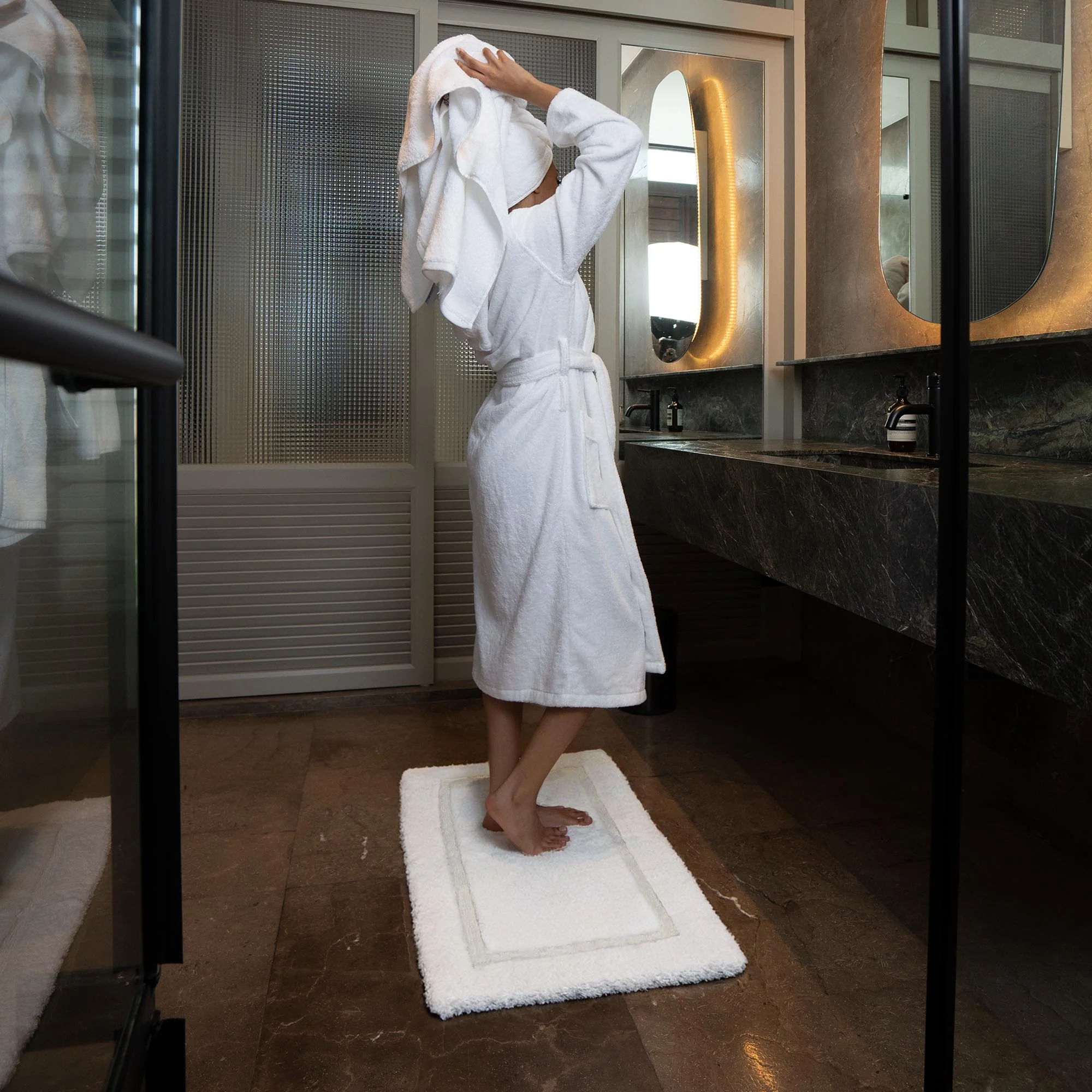 Ultraplush Bath Towel & Bath Mat Set